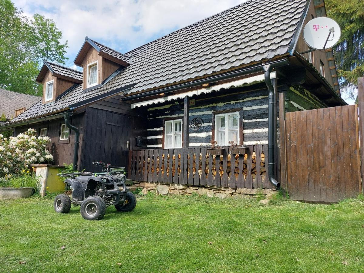 فيلا Roubenka U Potoka Výprachtice المظهر الخارجي الصورة