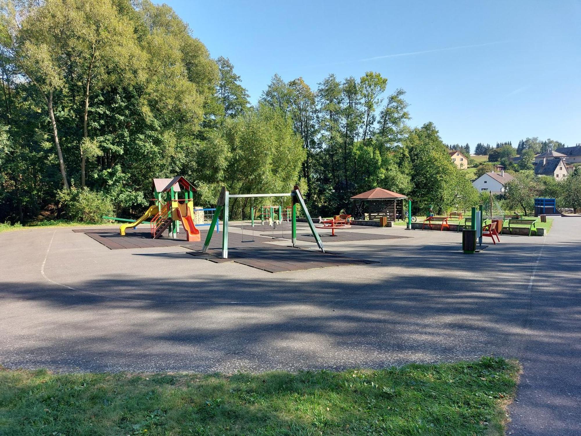 فيلا Roubenka U Potoka Výprachtice المظهر الخارجي الصورة